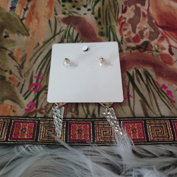🔥HOST PICK🔥NWT Aztec Southwestern Boho Geometric Dangle Earrings - Picture 4 of 4